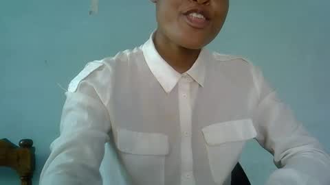 FreakyTrixie online show from April 12, 7:55 am