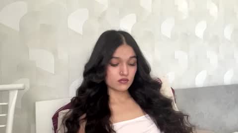 Mia online show from July 16, 10:42 am
