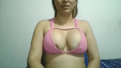 freddymar0109 online show from January 8, 11:20 pm