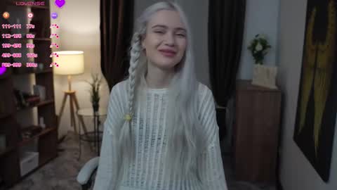 Freya online show from March 6, 7:31 pm