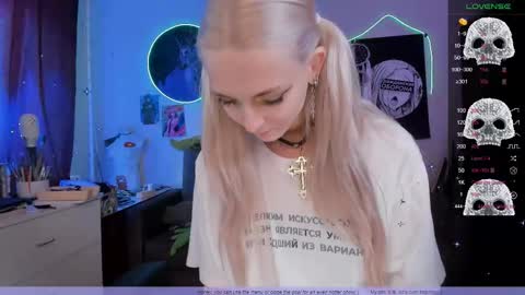 Frida A boost to fortune for the one who gives a thumbs up and a bonus lucky for those who support me by joining the fanclub online show from September 26, 12:03 pm