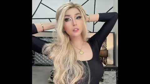 fu_jiaya online show from April 12, 1:14 pm