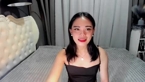 Snapshot of fuchsia_love chatting on December 4, 1:20 pm HI IM RONA DONT FORGET GIVE ME THUMBS UP AND JOIN TO MY FANCLUB online show from December 4, 1:20 pm