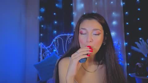 Tiffany online show from December 4, 1:19 am