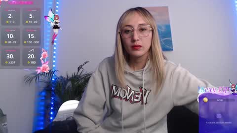 Gabriela online show from December 22, 12:05 pm