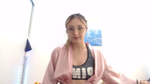 Gabriela online show from October 21, 4:11 pm