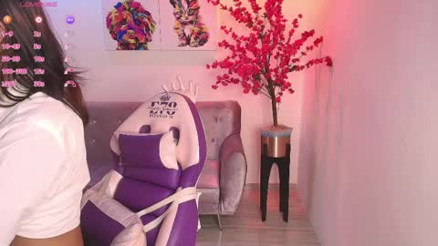 Gabby online show from April 9, 8:03 pm