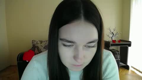 Jaklin online show from October 18, 8:28 am