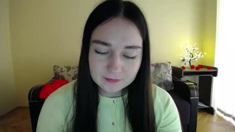 Jaklin online show from May 6, 9:13 am