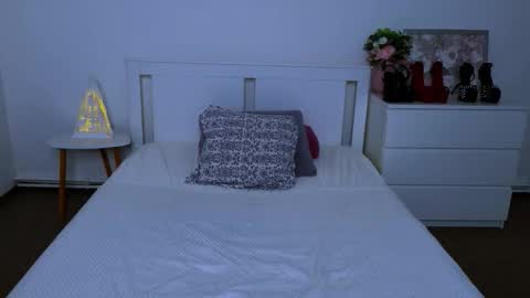 GabiCarter online show from November 25, 8:38 am