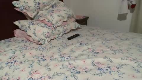 gaby  layla online show from March 26, 10:33 pm