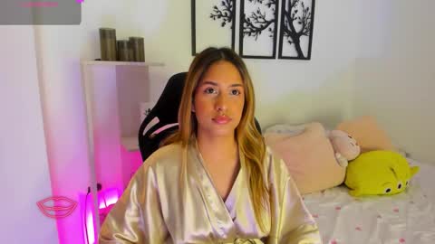 Gabriella online show from February 9, 9:39 pm