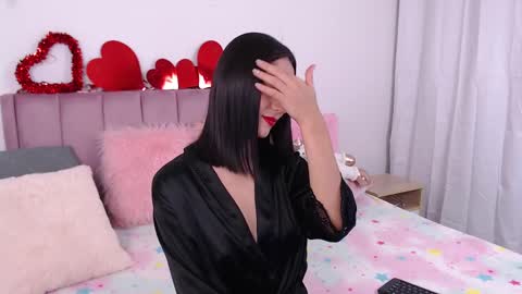 Snapshot of gabriella_bg chatting on February 18, 5:09 am Gaby online show from February 18, 5:09 am