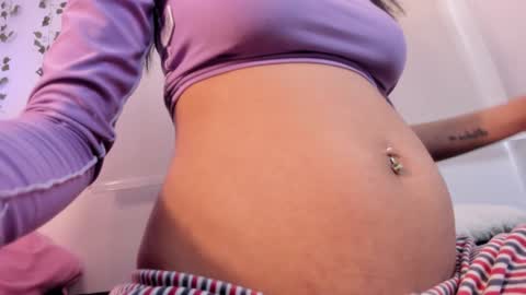 Snapshot of gabrielle_steele chatting on December 20, 7:17 pm   online show from December 20, 7:17 pm