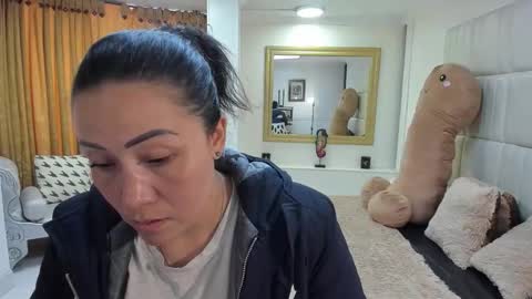 gabriela online show from November 6, 4:46 pm