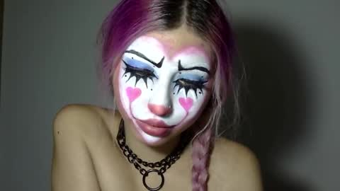 gabygumms online show from November 26, 7:42 am