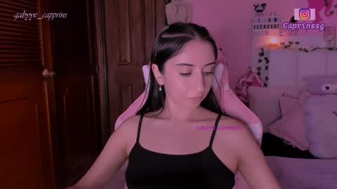 gabyye capprins online show from February 13, 12:56 am