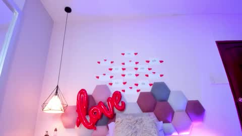 GahiaBelucci online show from February 14, 3:03 pm