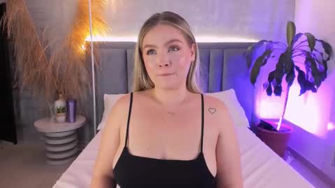 Gaia Baker  online show from March 11, 4:09 pm