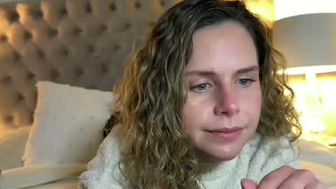 gamer_gal633618 online show from January 8, 12:36 am