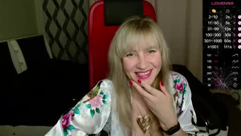 Janette online show from October 10, 8:47 pm