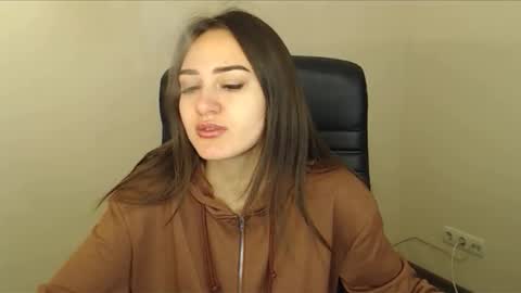 Gemma online show from November 4, 6:51 am