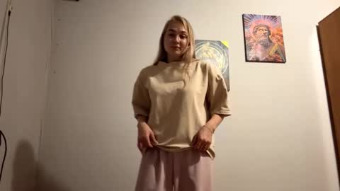geniaberke online show from October 11, 12:52 pm