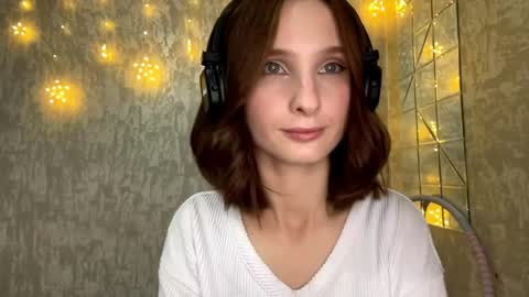 Riana online show from April 13, 1:34 pm