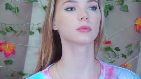 Snapshot of gentlerossi chatting on October 4, 5:28 pm GentleRossi online show from October 4, 5:28 pm