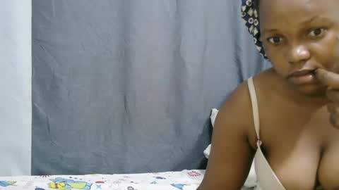 georgeous_kimberly online show from February 17, 12:15 pm