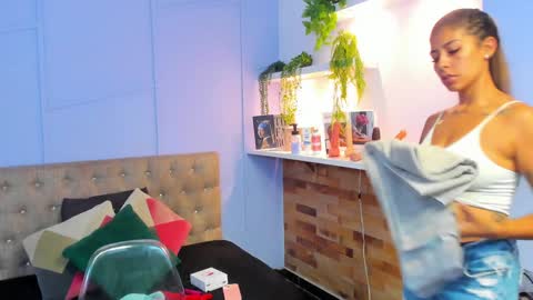 Georgina Coule online show from January 28, 12:11 pm