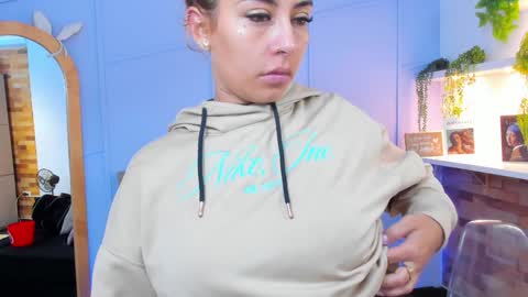 Georgina Coule online show from December 20, 12:05 pm