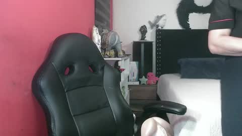 Georgina  online show from January 9, 5:34 am