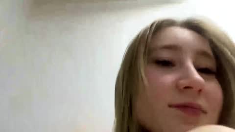 Sofie online show from November 13, 7:57 pm