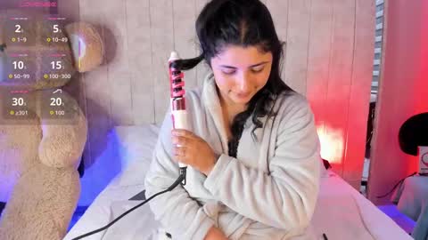 Danna Astrom online show from September 16, 9:45 pm