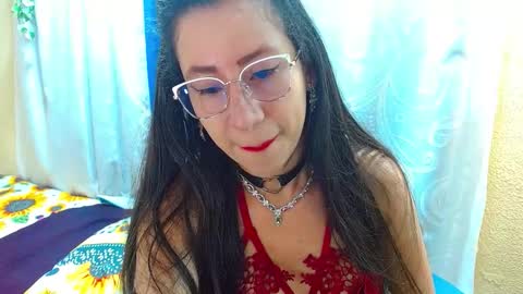 Gia  online show from December 3, 2:52 pm