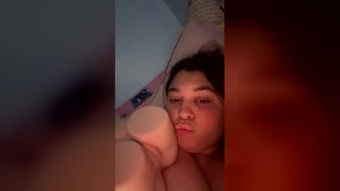 gig293238 online show from May 1, 1:42 am