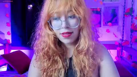 gigimooon online show from May 16, 2:03 am