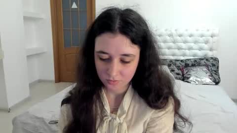 Kate online show from November 14, 9:31 am