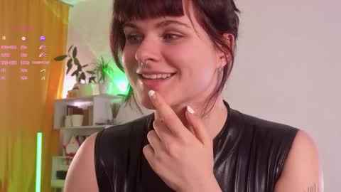 Gina online show from February 25, 5:22 pm