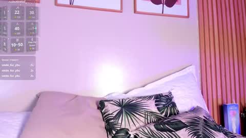        online show from March 30, 6:40 pm