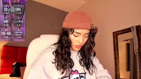 Giovanna  online show from October 8, 5:56 am