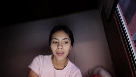 giovanna_oliveria online show from April 22, 11:13 pm