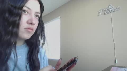 Jasmine online show from December 4, 5:57 pm