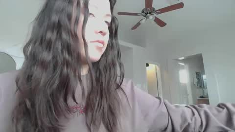 Jasmine online show from January 8, 6:31 pm