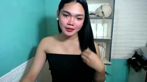 Precious online show from February 11, 1:12 pm