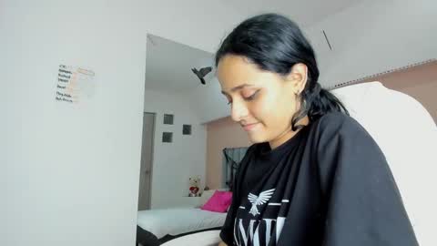 GISELLE ROLDAN online show from October 11, 4:39 am