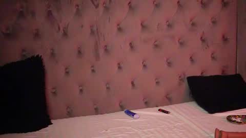 Snapshot of giuliasya chatting on October 9, 10:03 pm Giulia online show from October 9, 10:03 pm