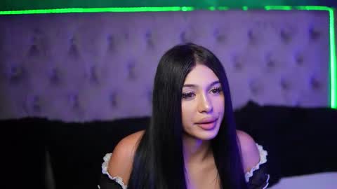 Snapshot of giuliasya chatting on October 5, 9:09 pm Giulia online show from October 5, 9:09 pm