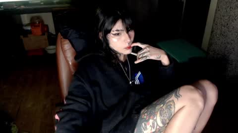 Snapshot of givenom chatting on October 7, 11:31 pm dirtyvenom online show from October 7, 11:31 pm